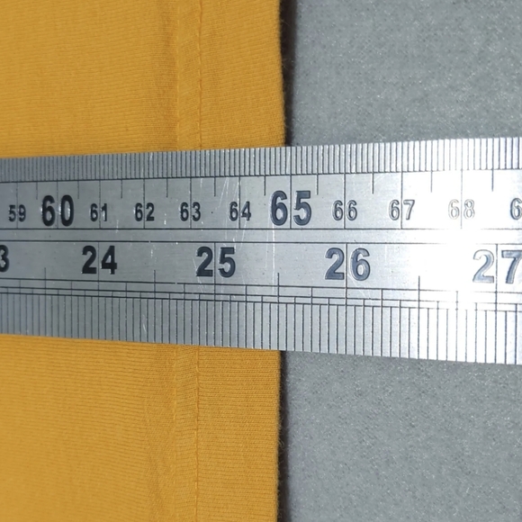 Adidas Graphic Short Sleeve T-Shirt Men's Small Yellow Sports Gym Trefoil - Picture 6 of 6